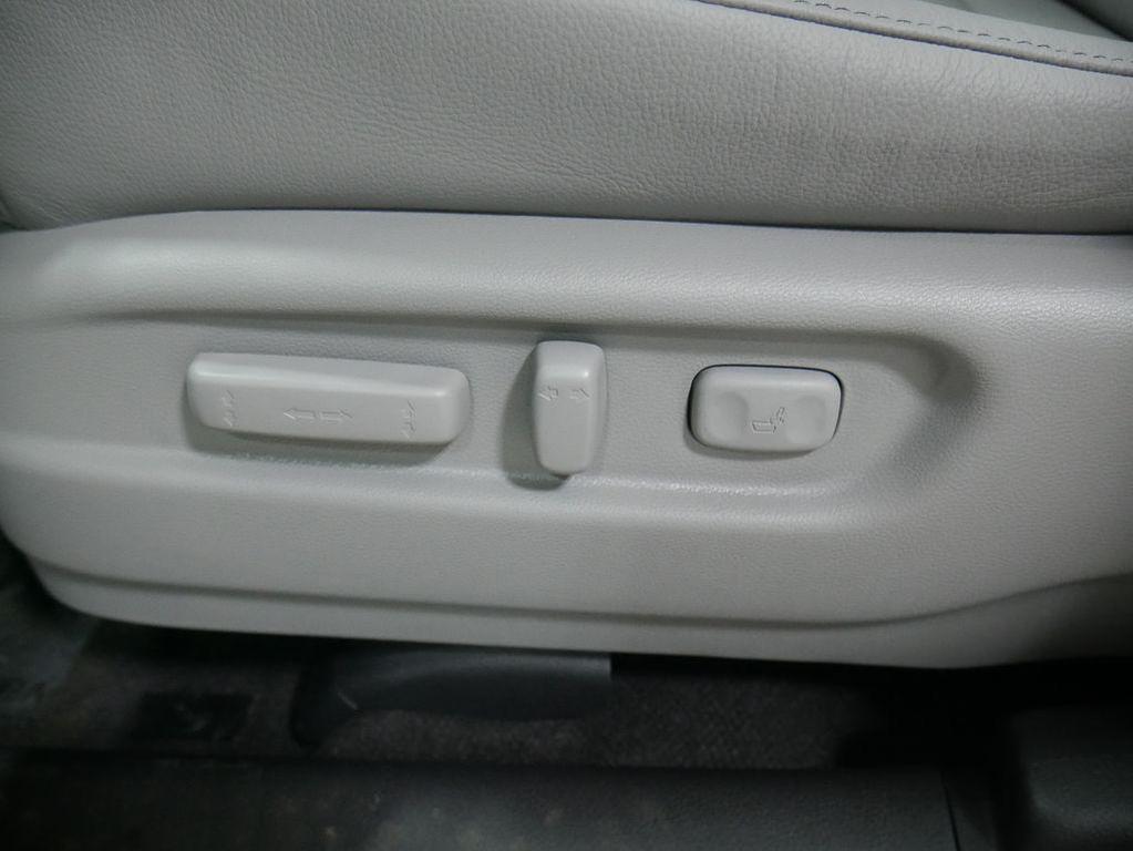 new 2025 Honda Pilot car, priced at $44,695