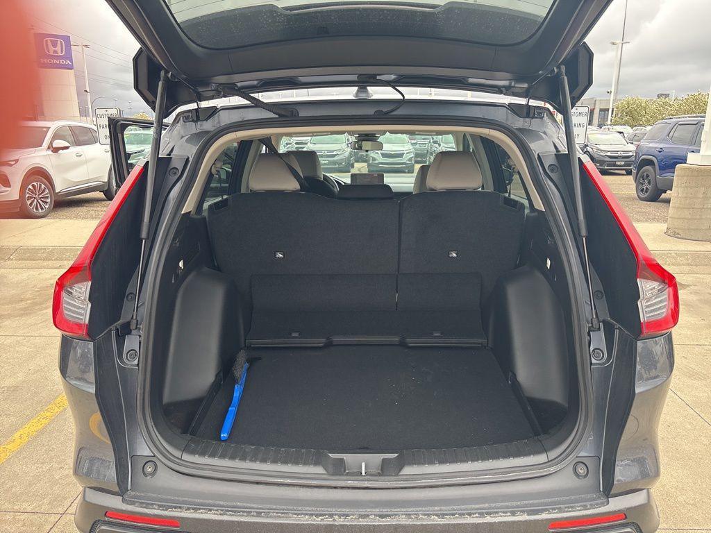 used 2025 Honda CR-V car, priced at $32,250