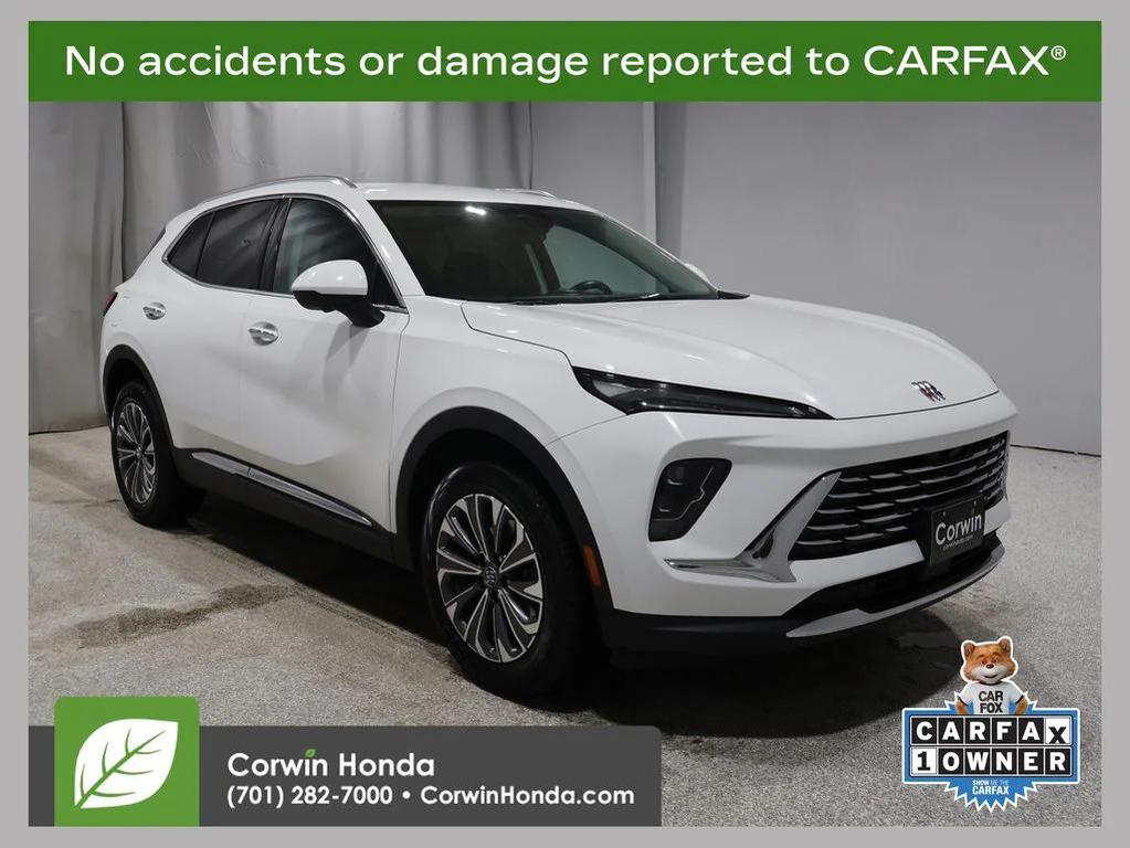 used 2024 Buick Envision car, priced at $22,300