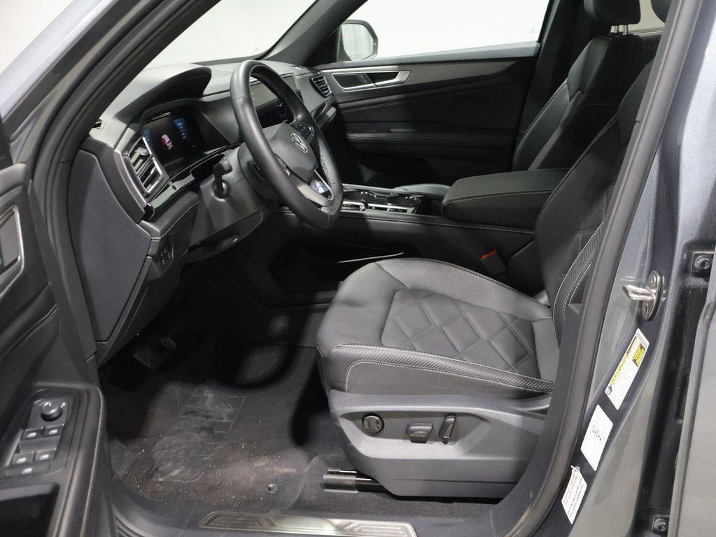 used 2025 Volkswagen Atlas Cross Sport car, priced at $30,399