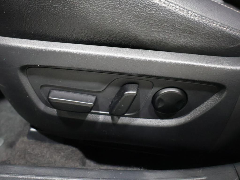 used 2025 Mazda CX-50 car, priced at $25,644