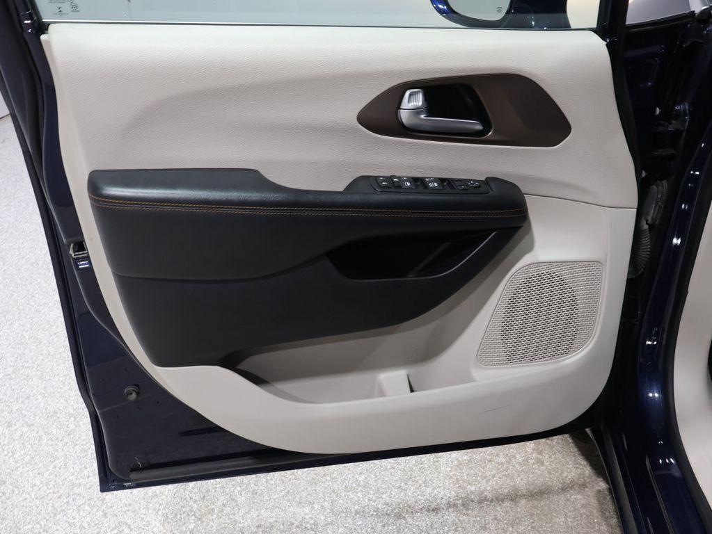 used 2017 Chrysler Pacifica car, priced at $13,000