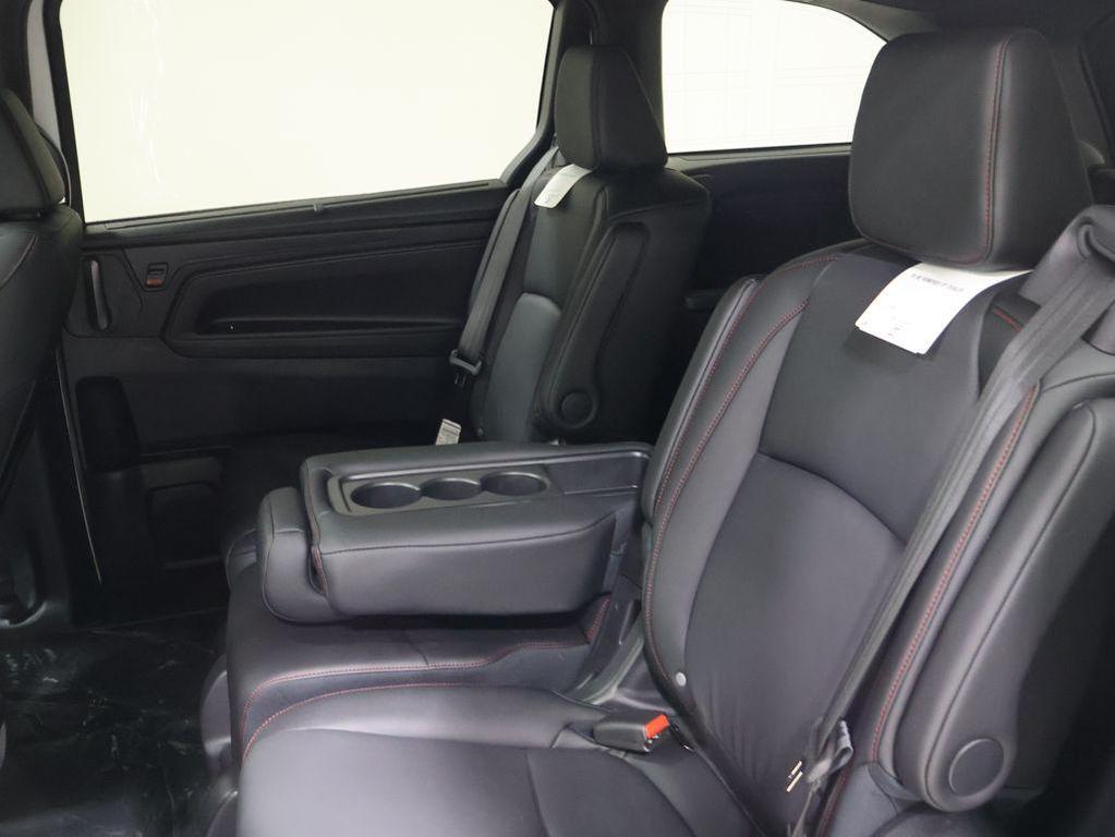 new 2026 Honda Odyssey car, priced at $44,845