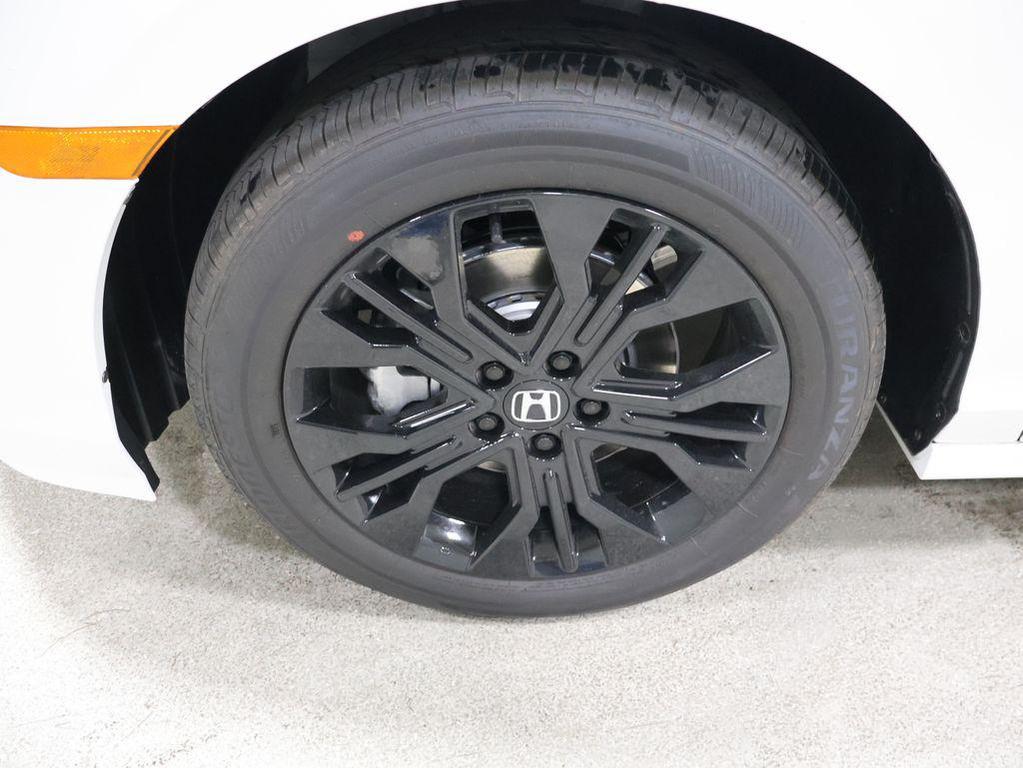 new 2026 Honda Odyssey car, priced at $44,845