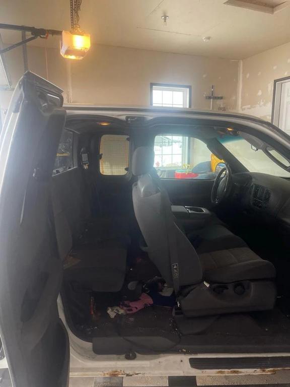 used 2002 Ford F-150 car