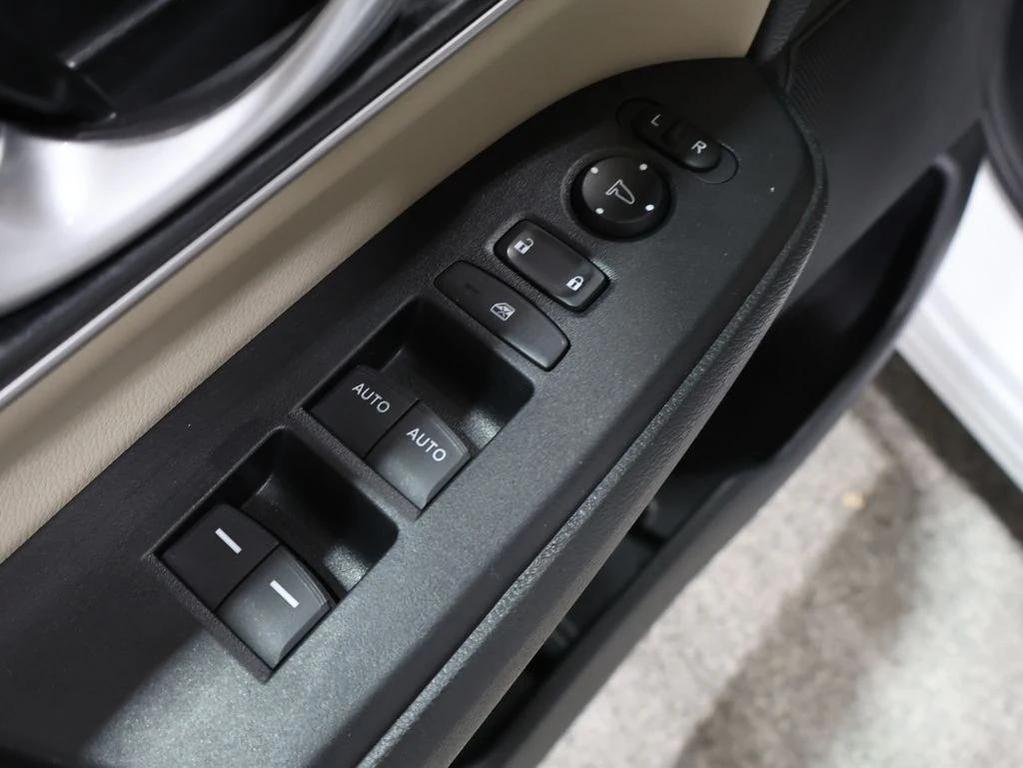 used 2021 Honda CR-V car, priced at $24,000