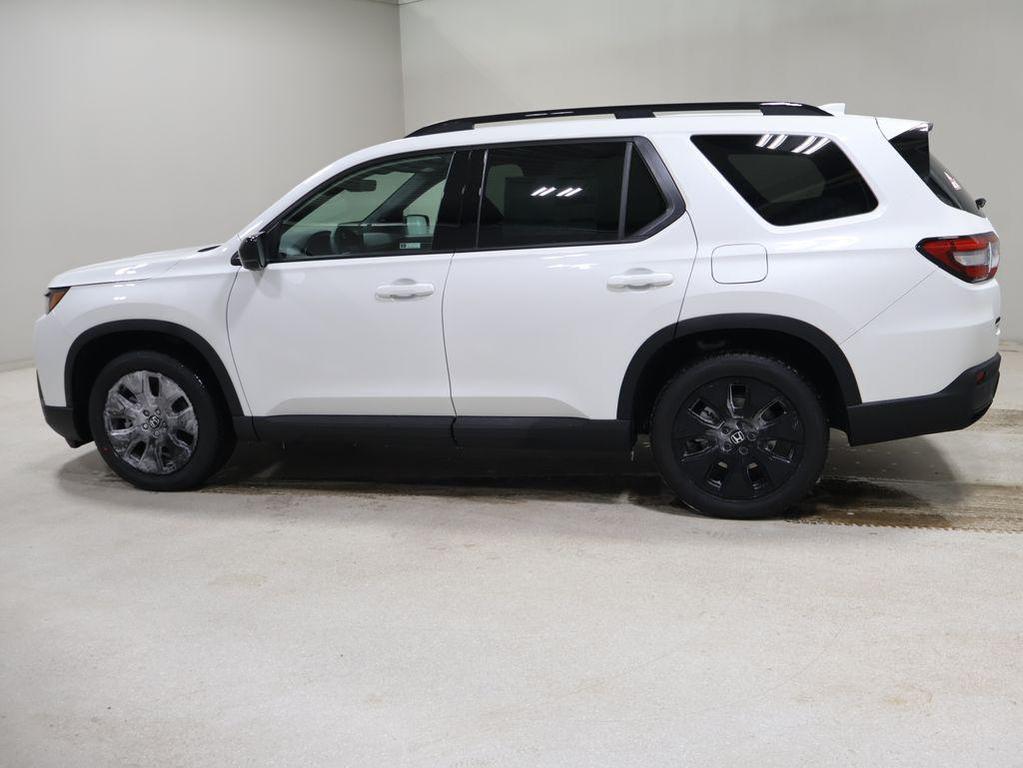 new 2026 Honda Pilot car, priced at $56,945