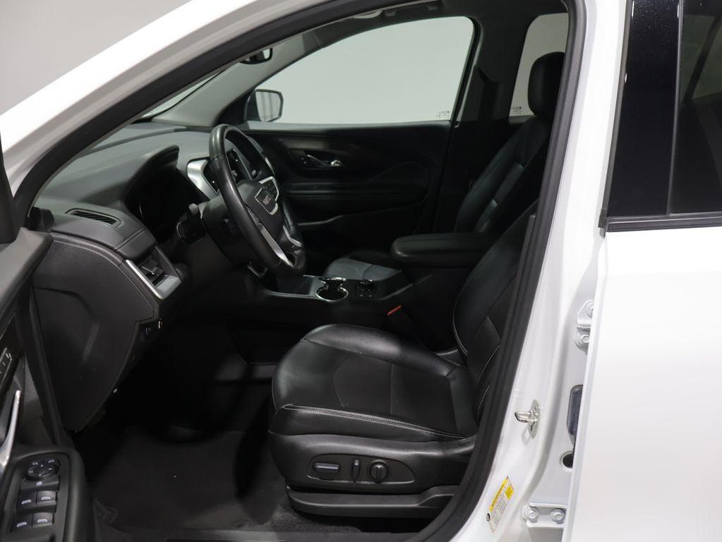 used 2024 GMC Terrain car, priced at $25,200