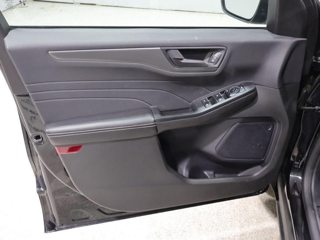 used 2023 Ford Escape car, priced at $22,959