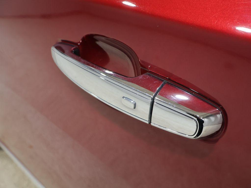 used 2021 Chevrolet Traverse car, priced at $26,000