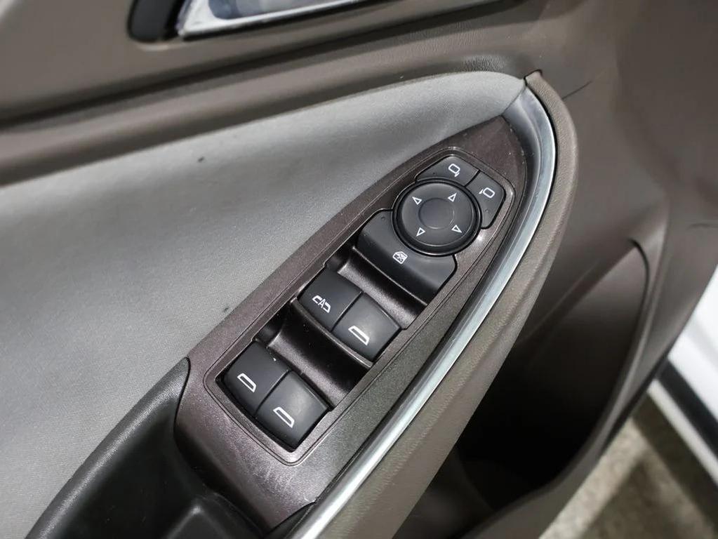 used 2021 Chevrolet Malibu car, priced at $13,200