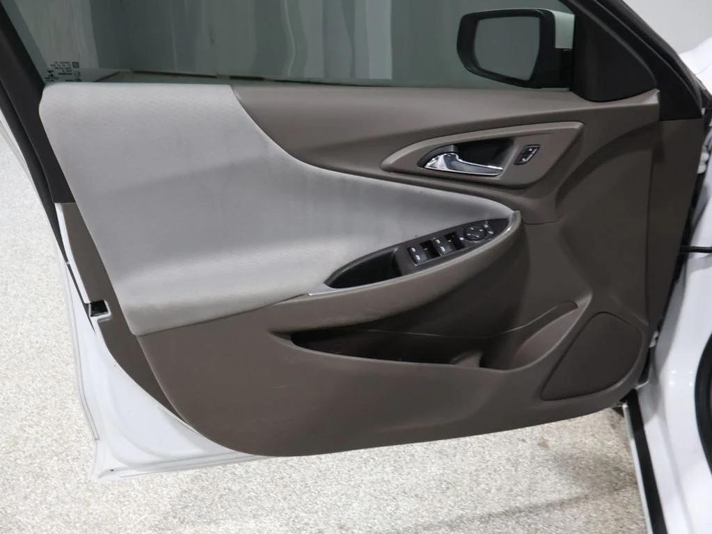 used 2021 Chevrolet Malibu car, priced at $13,200