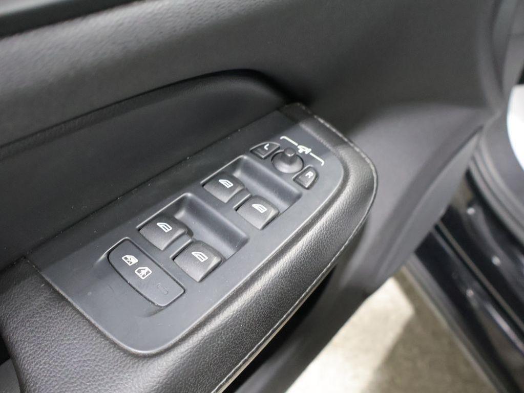 used 2021 Volvo S60 car, priced at $19,199