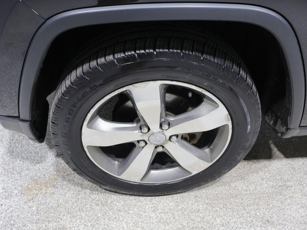 used 2015 Jeep Grand Cherokee car, priced at $13,499
