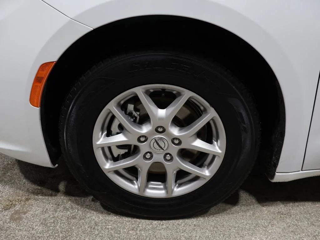 used 2024 Chrysler Pacifica car, priced at $24,200