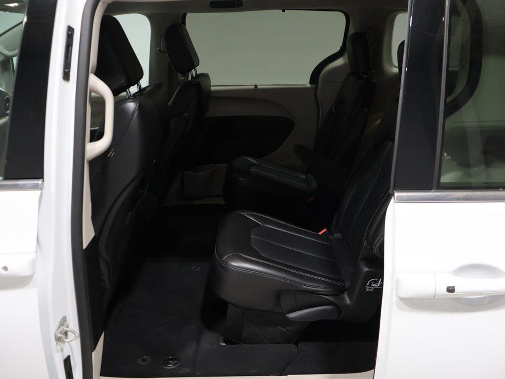 used 2024 Chrysler Pacifica car, priced at $24,200