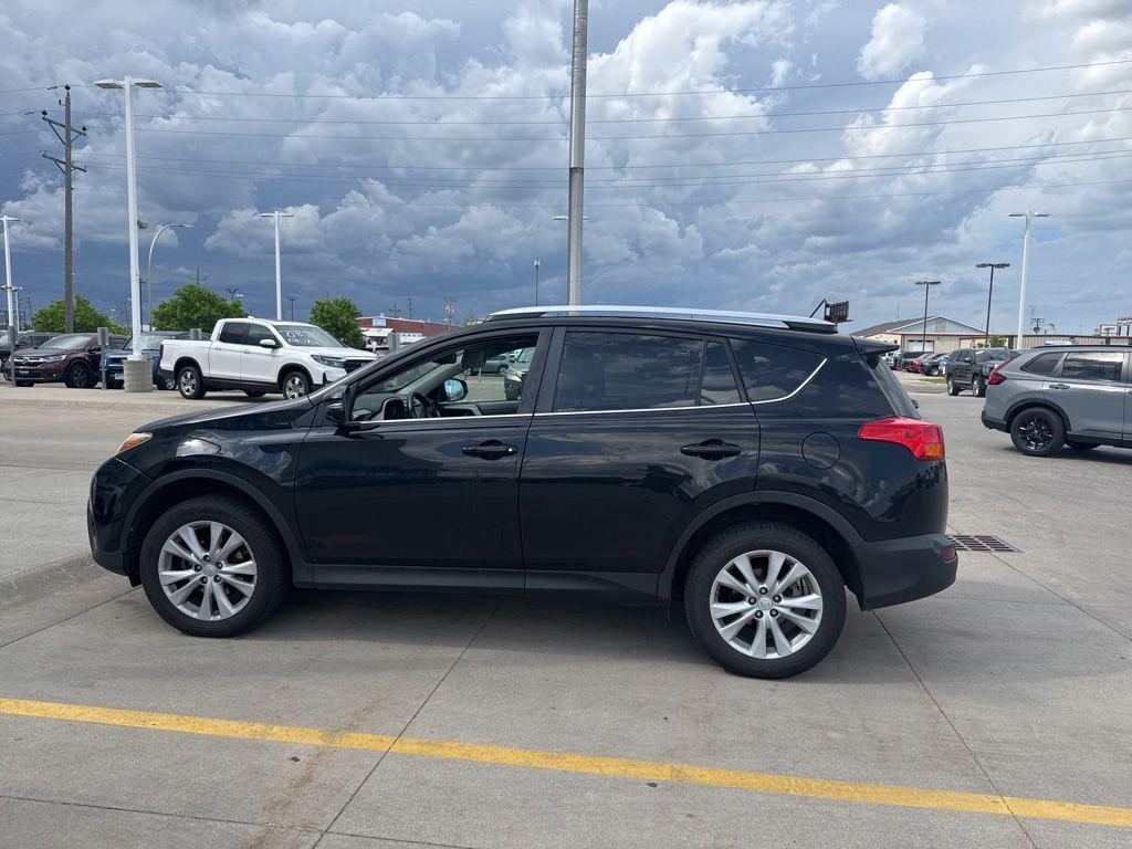 used 2013 Toyota RAV4 car