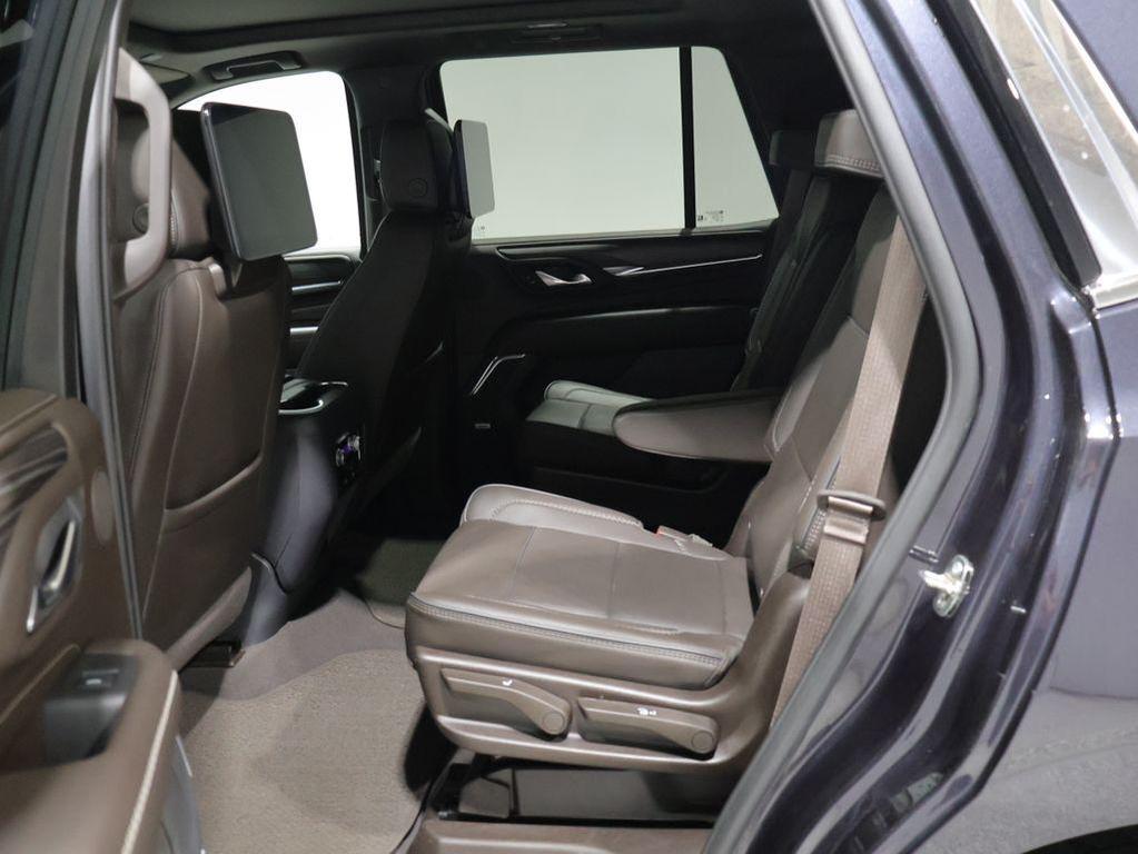 used 2024 GMC Yukon car, priced at $68,719