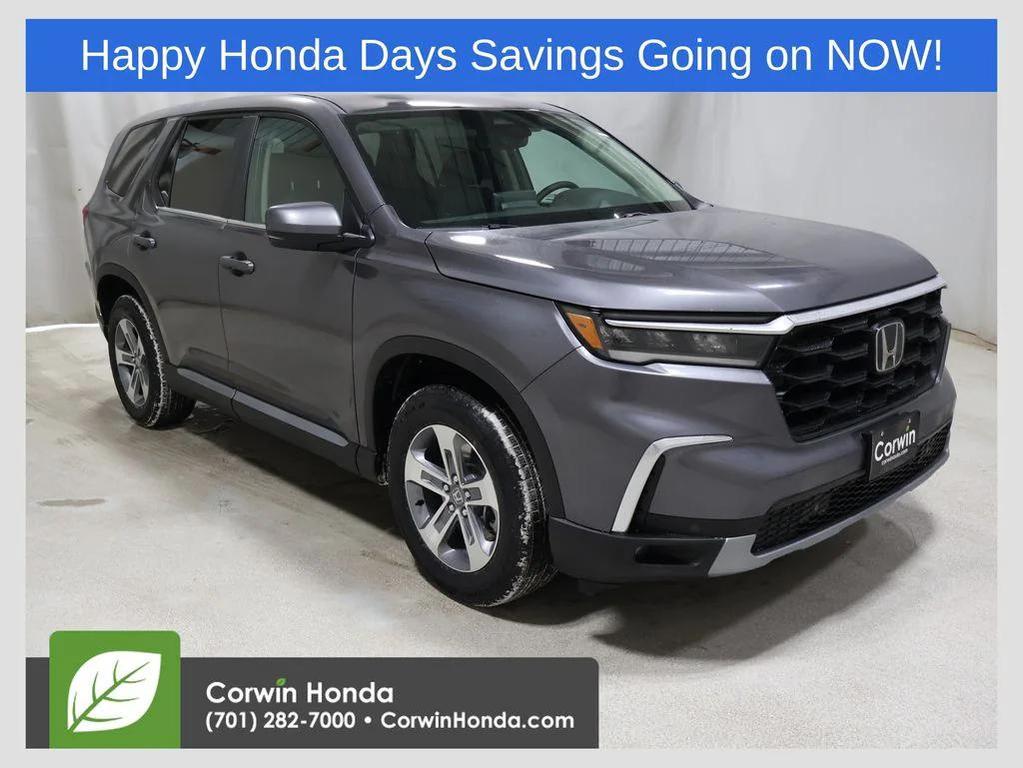 new 2025 Honda Pilot car, priced at $45,325