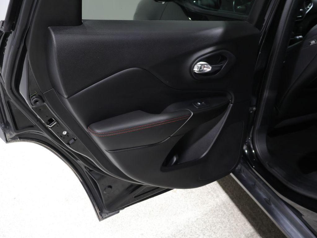 used 2020 Jeep Cherokee car, priced at $20,599
