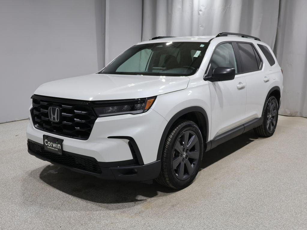 used 2023 Honda Pilot car, priced at $35,000