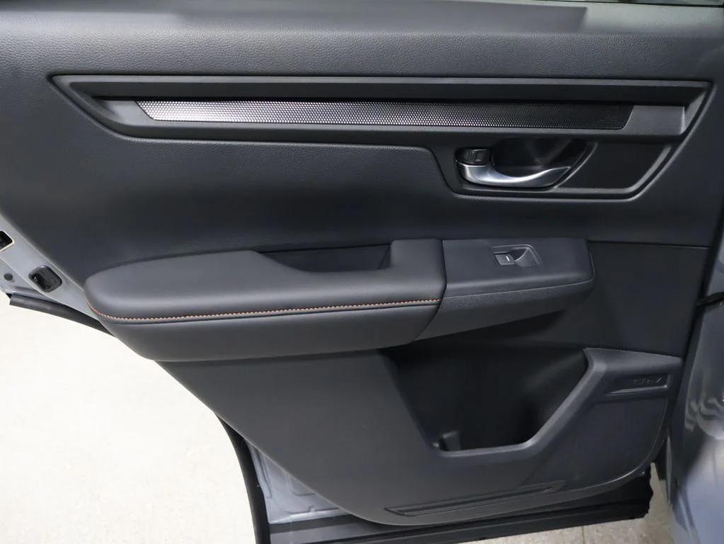 new 2026 Honda CR-V Hybrid car
