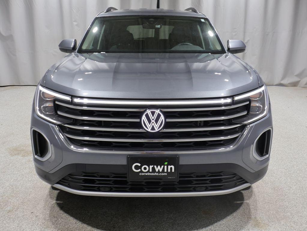 used 2025 Volkswagen Atlas car, priced at $34,899