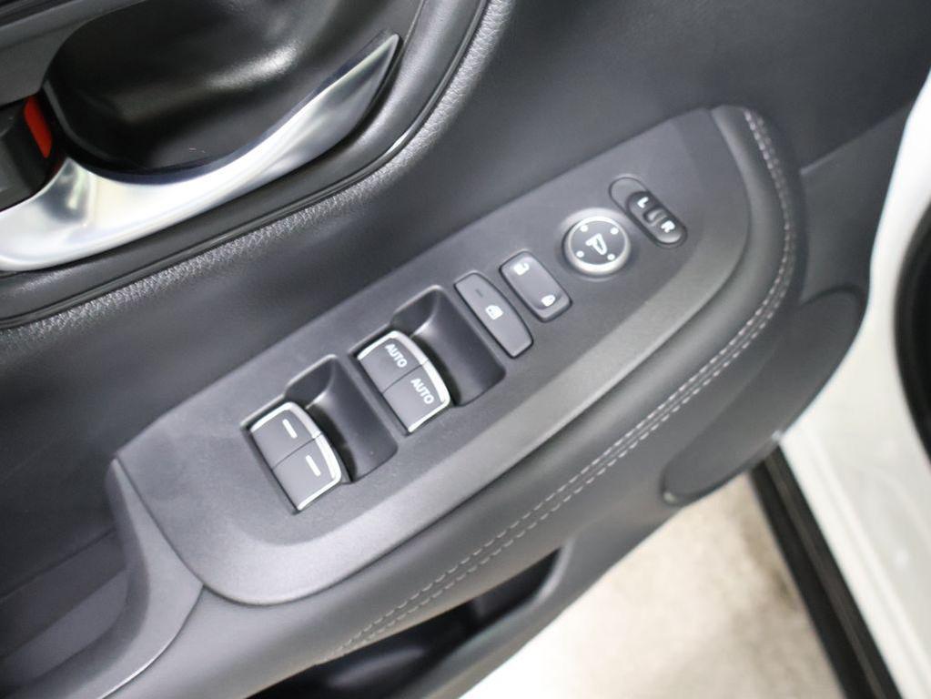 new 2026 Honda HR-V car, priced at $32,455