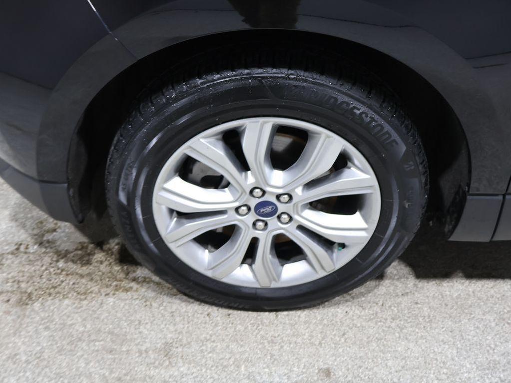 used 2022 Ford Edge car, priced at $22,300