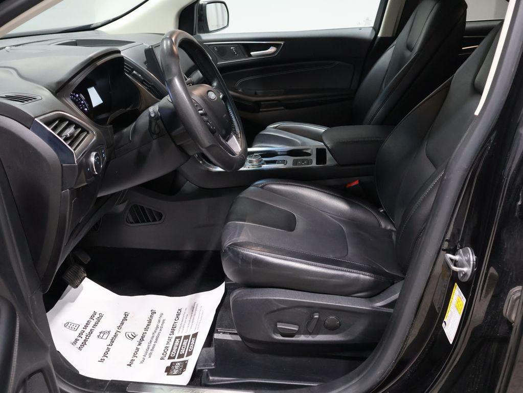 used 2022 Ford Edge car, priced at $22,300