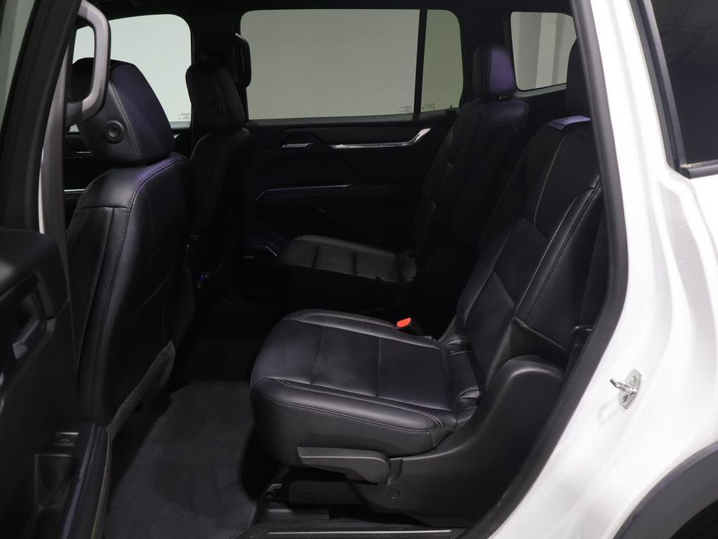 used 2024 GMC Acadia car, priced at $33,000