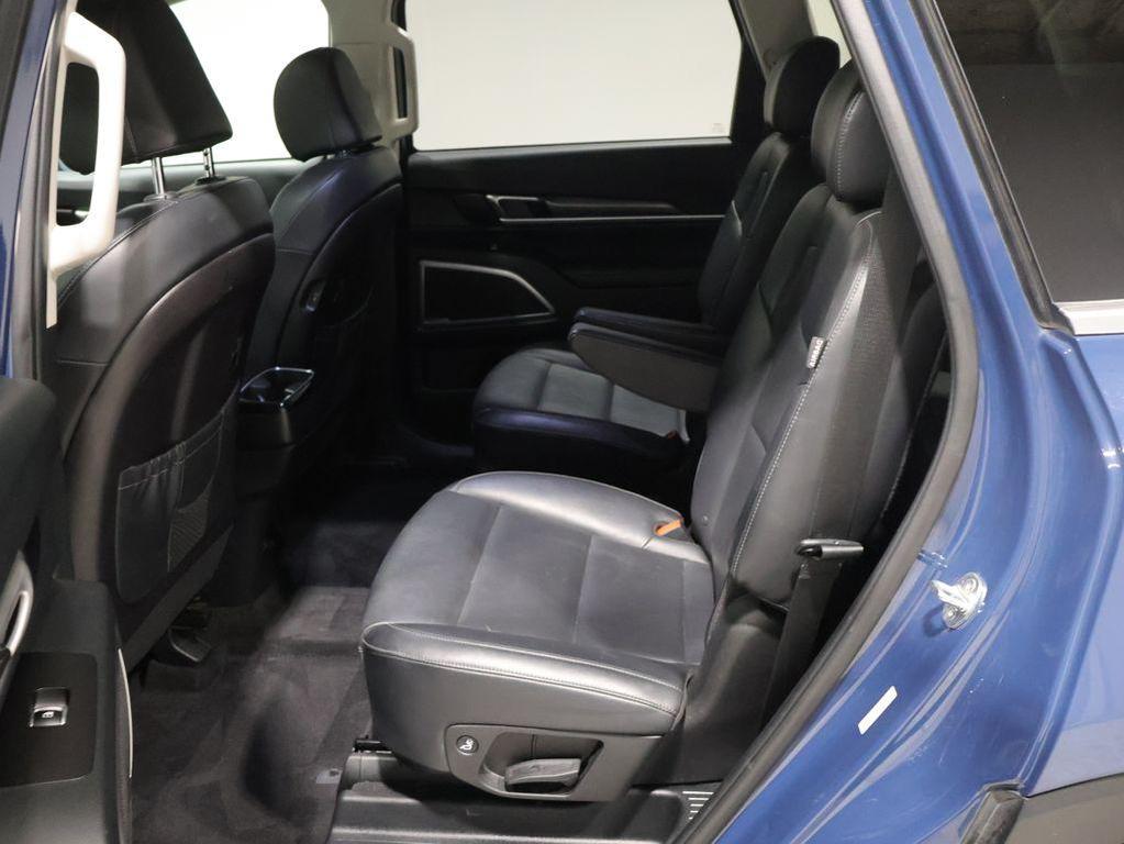 used 2025 Kia Telluride car, priced at $34,499