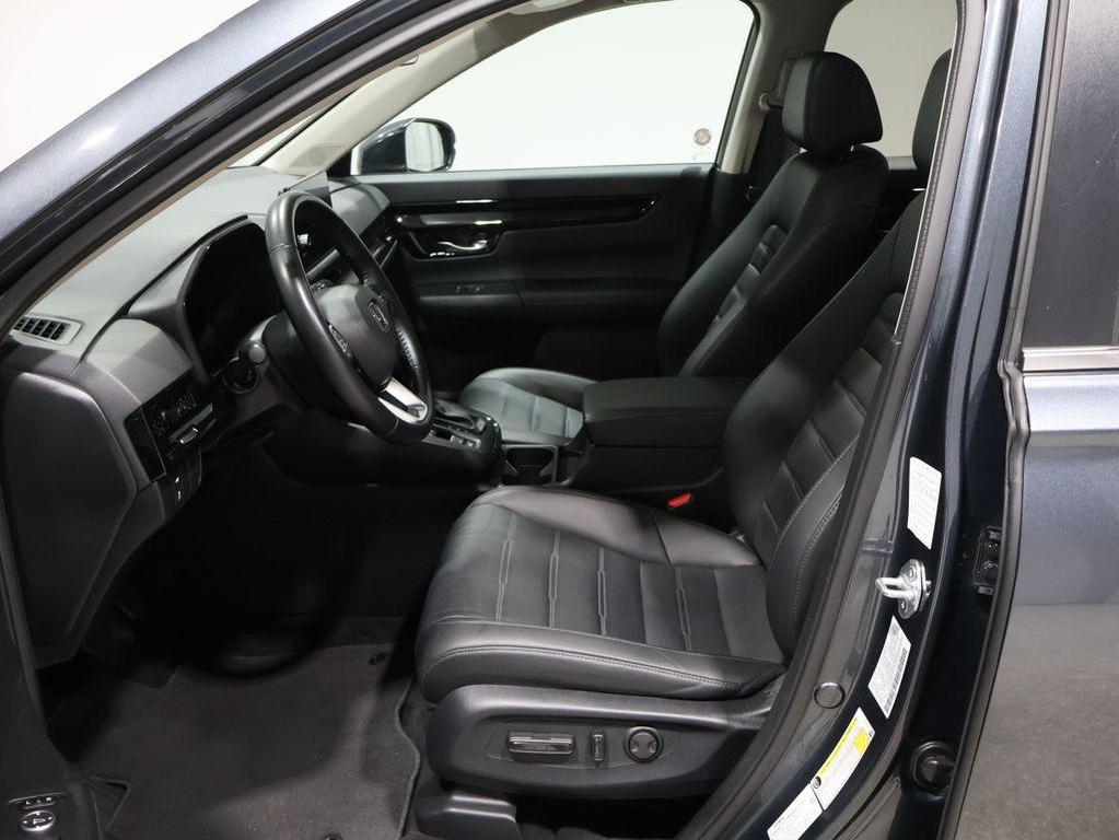 used 2025 Honda CR-V car, priced at $30,971