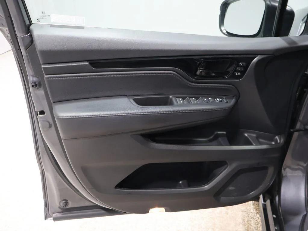 used 2023 Honda Odyssey car, priced at $37,000