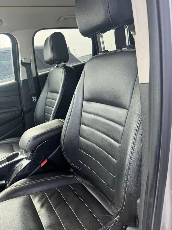 used 2015 Ford Escape car, priced at $7,000