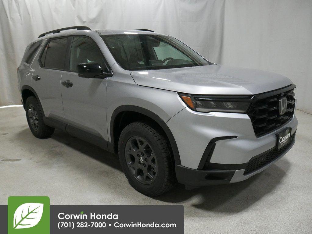 new 2025 Honda Pilot car, priced at $49,895