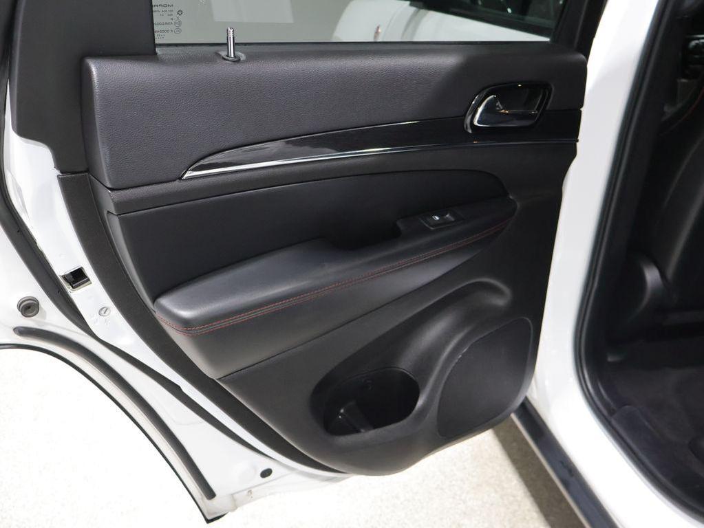 used 2021 Jeep Grand Cherokee car, priced at $23,600