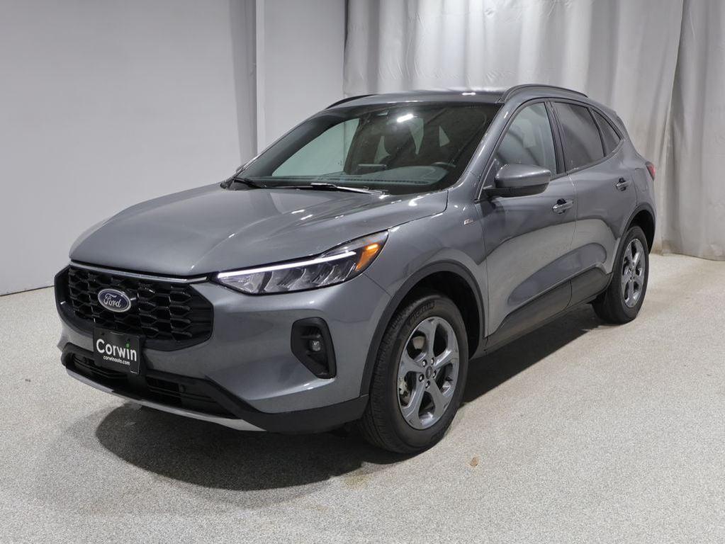 used 2025 Ford Escape car, priced at $24,900