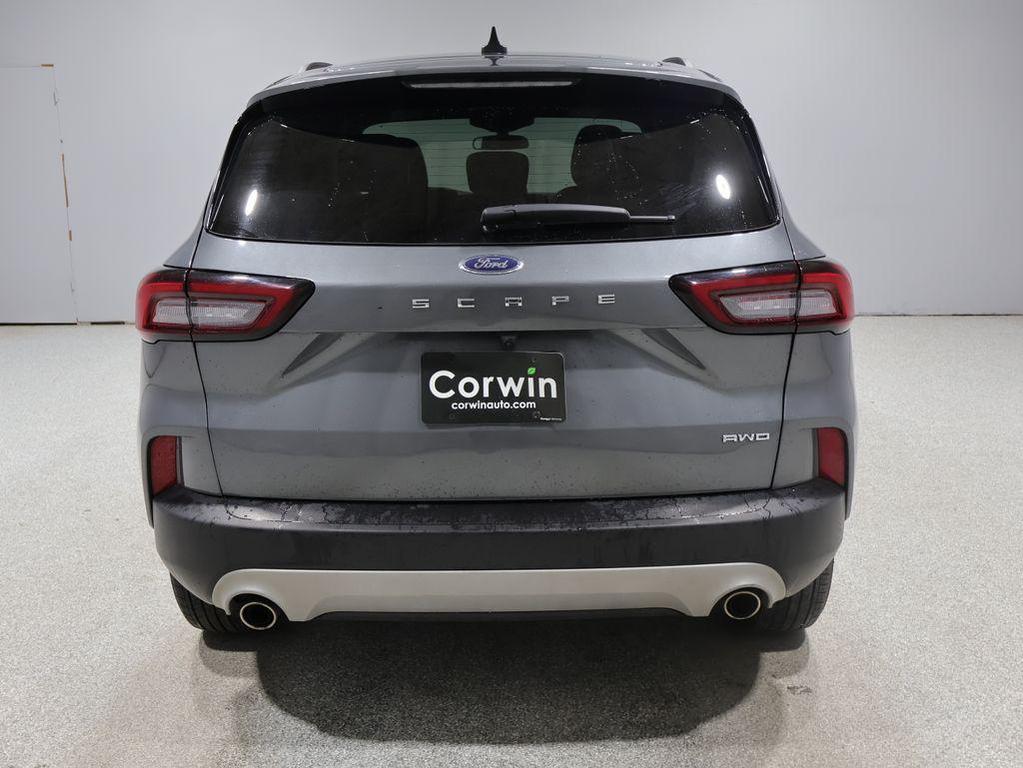 used 2025 Ford Escape car, priced at $24,900