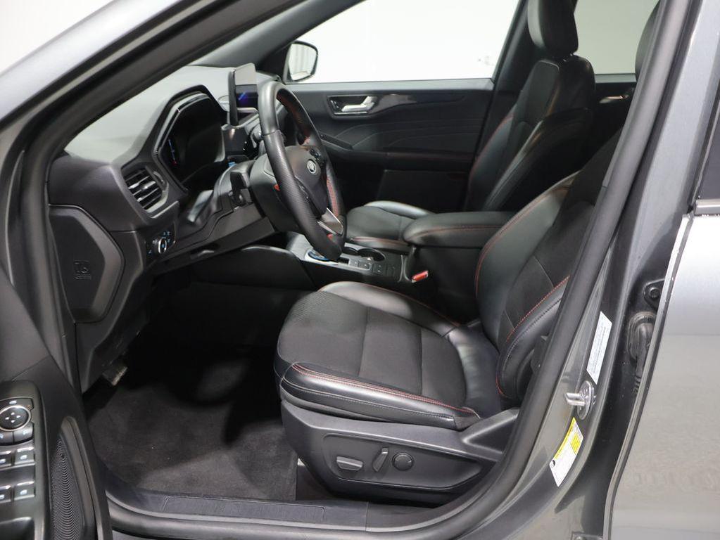 used 2025 Ford Escape car, priced at $24,900