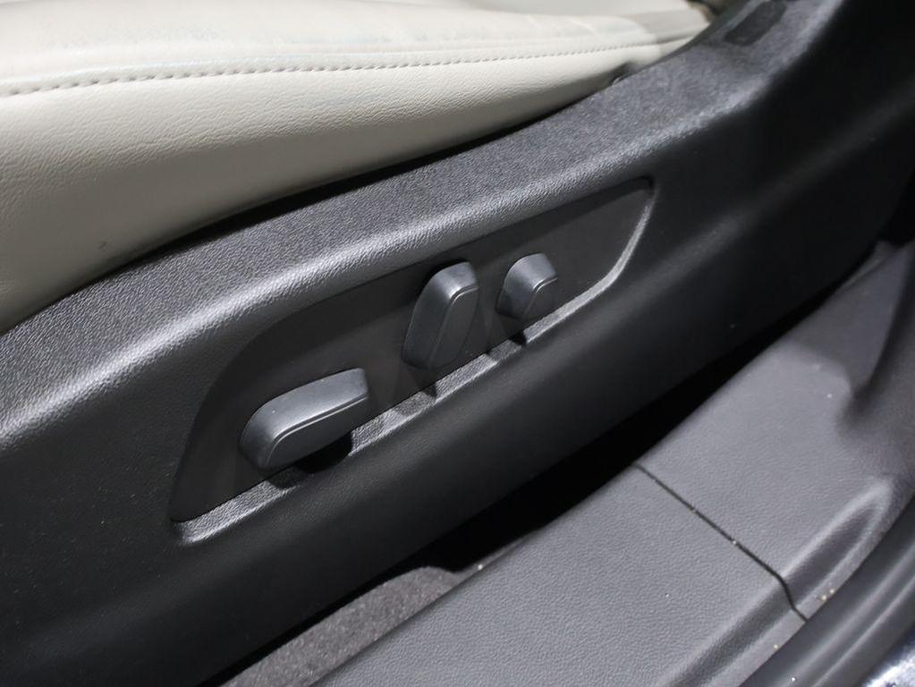 used 2023 Cadillac XT4 car, priced at $28,345