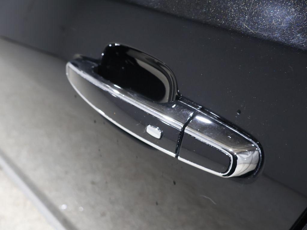 used 2022 GMC Acadia car, priced at $25,188