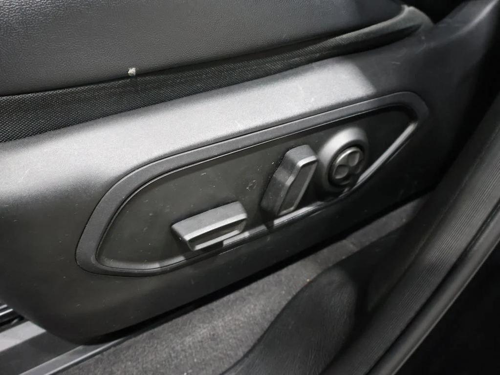 used 2021 Jeep Grand Cherokee L car, priced at $27,900