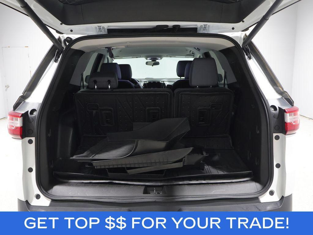 used 2021 Chevrolet Traverse car, priced at $22,000