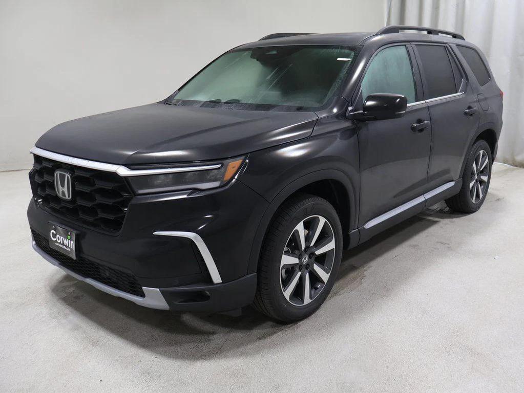 new 2025 Honda Pilot car, priced at $48,085