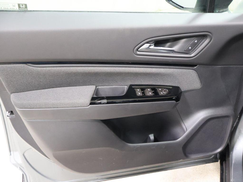 new 2025 Honda Prologue car, priced at $51,895