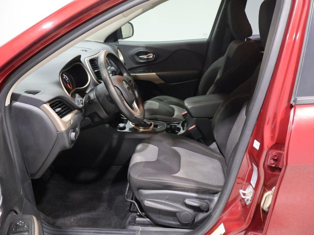 used 2017 Jeep Cherokee car, priced at $11,399