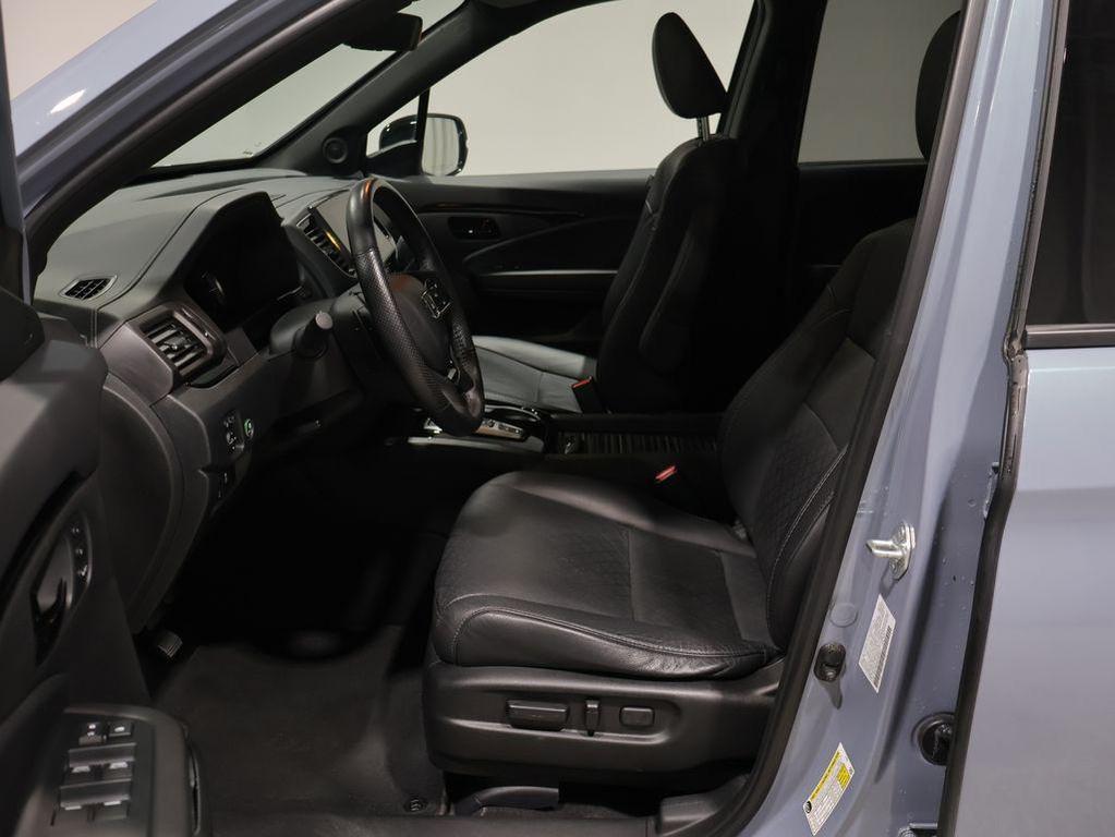 used 2023 Honda Passport car, priced at $35,000