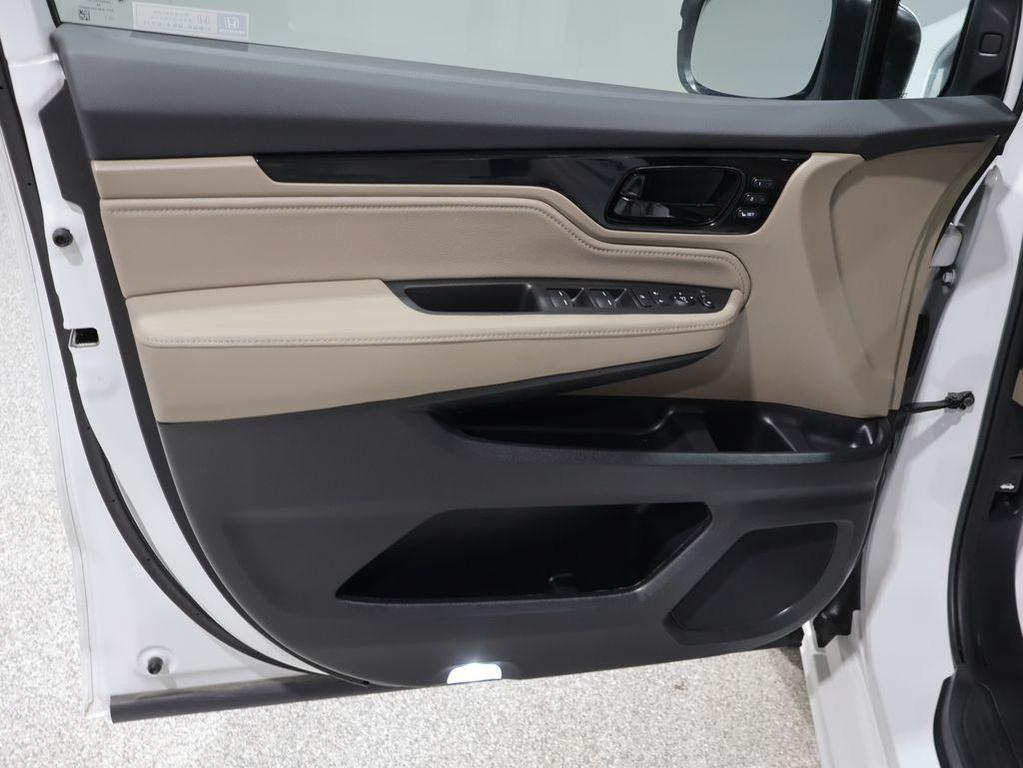 used 2024 Honda Odyssey car, priced at $39,145