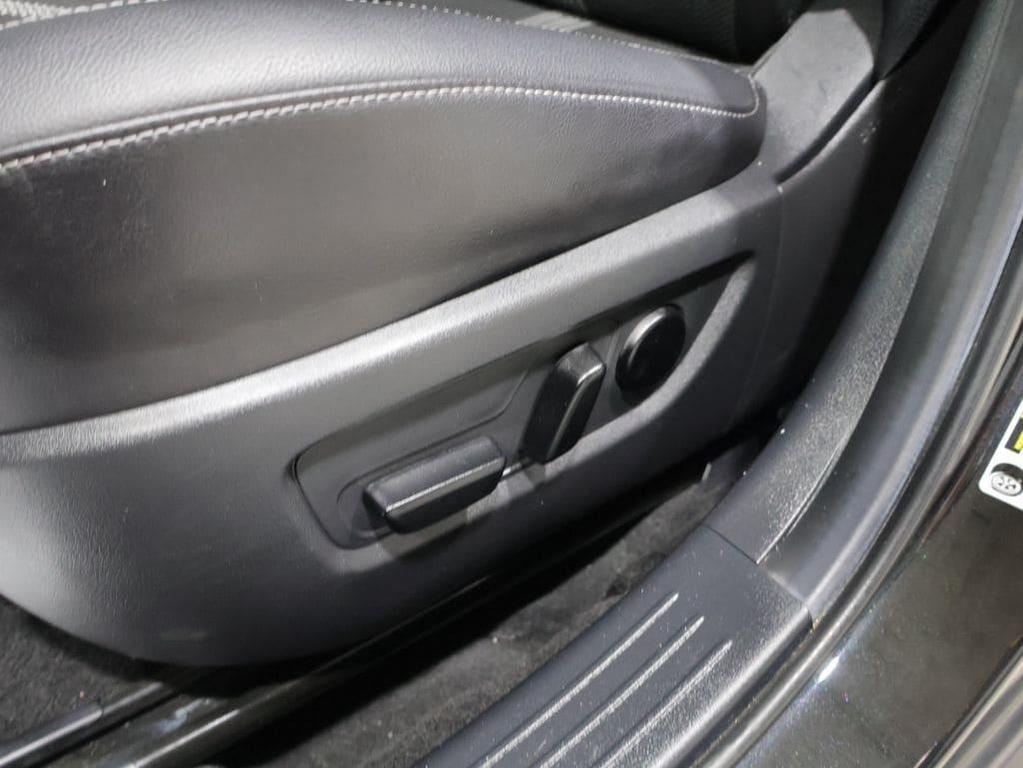 used 2025 Mazda CX-50 car, priced at $25,999